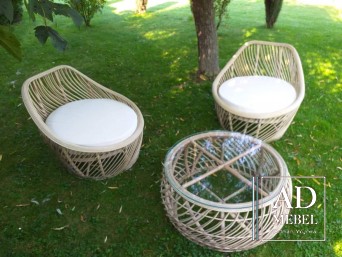 Komplet z drewna ratanowego