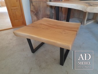 Stolik kawowy z drewna wiązowego